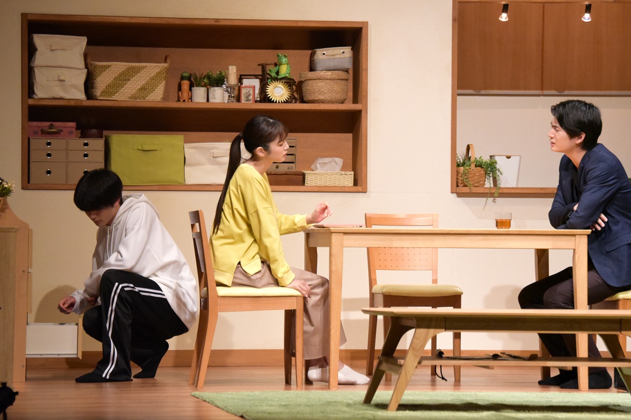 「テーマ 我が家の家族」公開ゲネプロの様子。