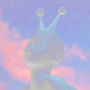 Maika Loubté「Lucid Dreaming: The Remixes」配信ジャケット