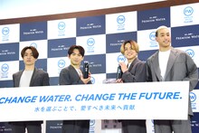 左からEXILE TETSUYA、EXILE NAOTO、白濱亜嵐、関口メンディー。