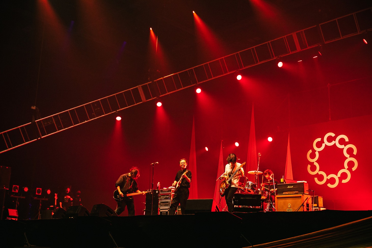 NUMBER GIRL（撮影：日隈天明、ハラエリ、ヤマモトハンナ）