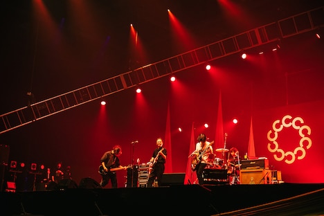 NUMBER GIRL（撮影：日隈天明、ハラエリ、ヤマモトハンナ）