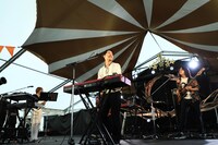 TENDRE（撮影：日隈天明、ハラエリ、ヤマモトハンナ）