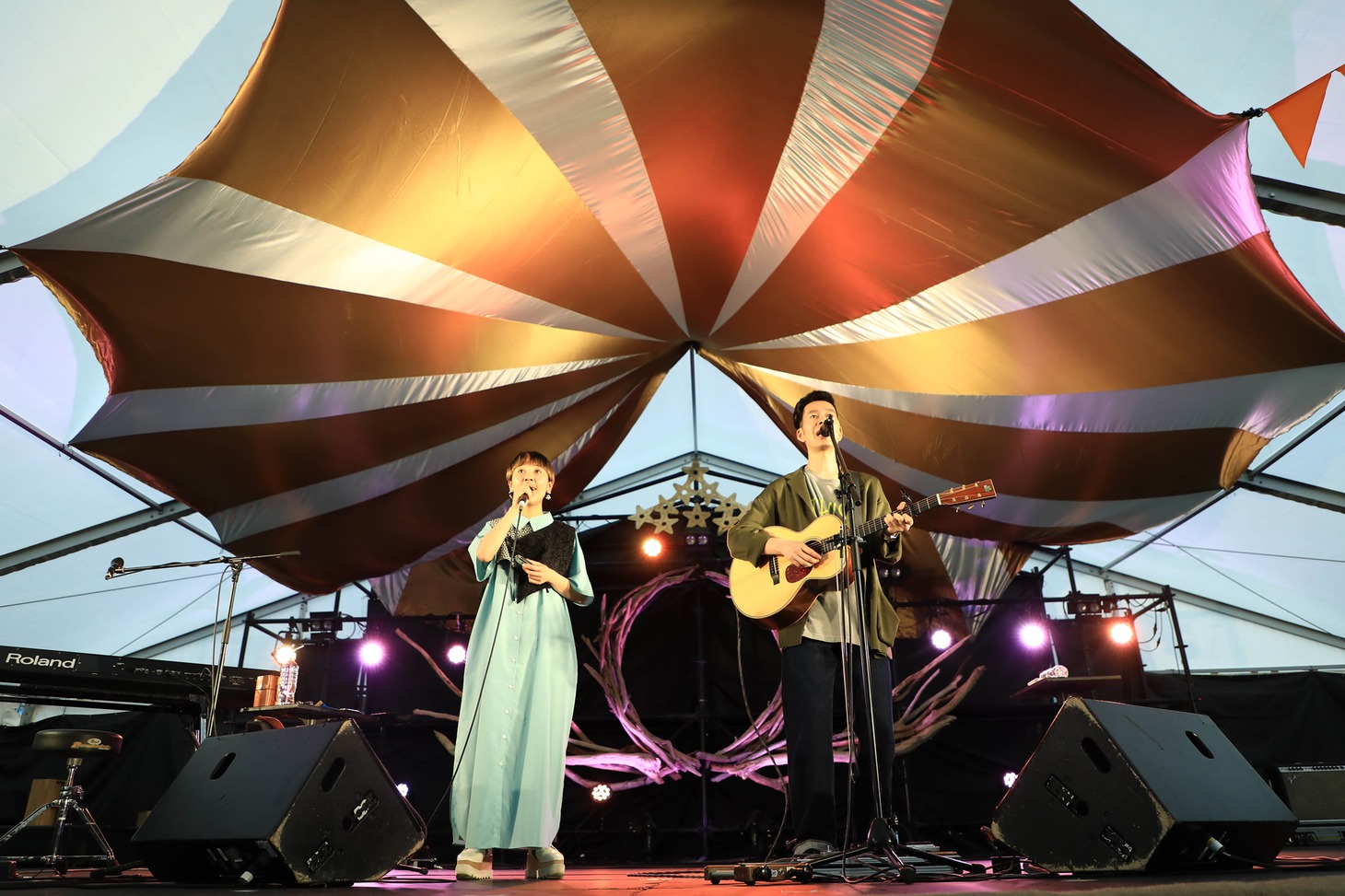 ハンバート ハンバート（撮影：日隈天明、ハラエリ、ヤマモトハンナ）