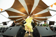 二階堂和美（撮影：日隈天明、ハラエリ、ヤマモトハンナ）