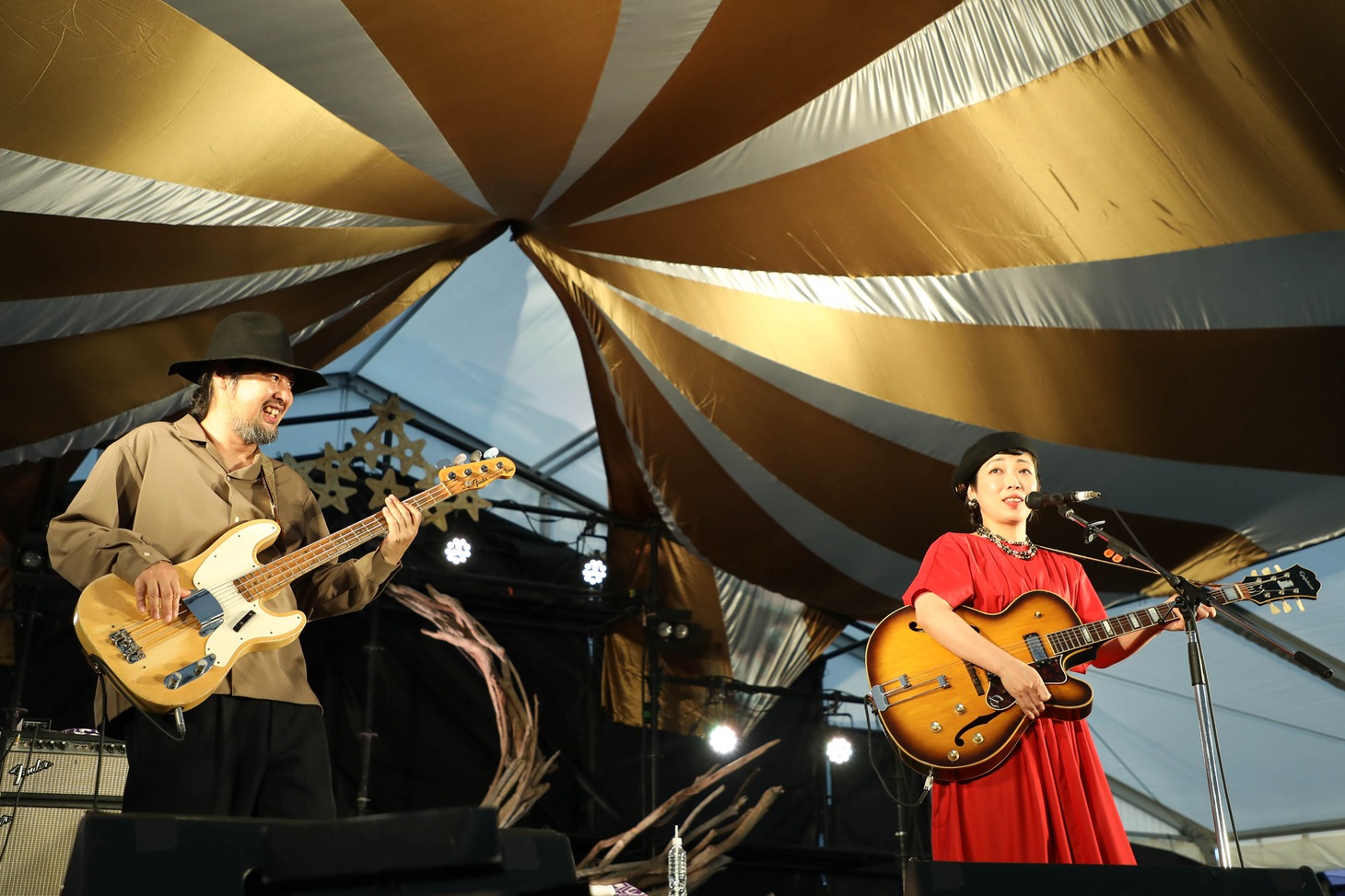 Ｔ字路s（撮影：日隈天明、ハラエリ、ヤマモトハンナ）