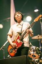 田渕ひさ子（NUMBER GIRL）（撮影：日隈天明、ハラエリ、ヤマモトハンナ）