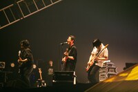 NUMBER GIRL（撮影：日隈天明、ハラエリ、ヤマモトハンナ）