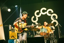 角舘健悟（Yogee New Waves）（撮影：日隈天明、ハラエリ、ヤマモトハンナ）