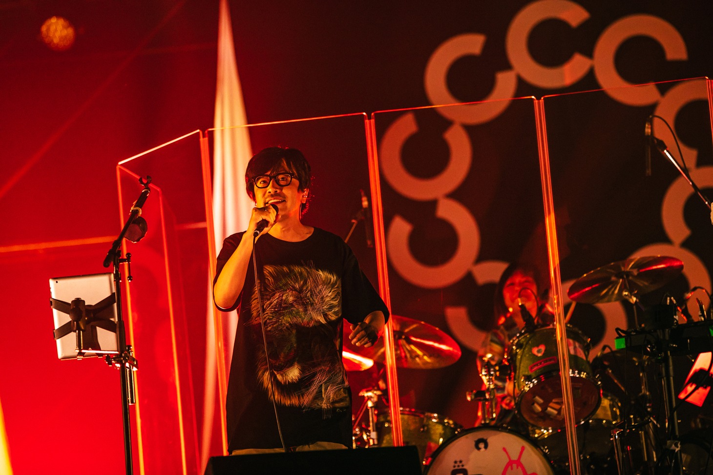 岸田繁（くるり）（撮影：日隈天明、ハラエリ、ヤマモトハンナ）