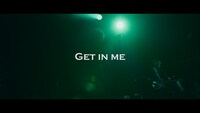 SOMETIME'S「Get in me」ライブ映像のワンシーン。
