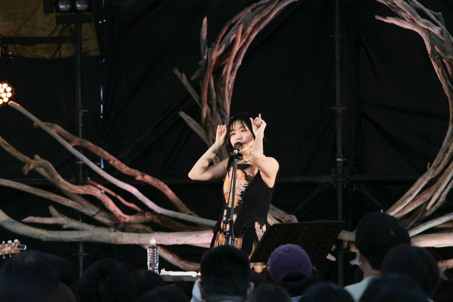 吉澤嘉代子（撮影：日隈天明、ハラエリ、ヤマモトハンナ）