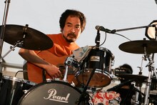 辻村豪文（キセル）（撮影：日隈天明、ハラエリ、ヤマモトハンナ）