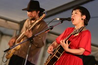 Ｔ字路s（撮影：日隈天明、ハラエリ、ヤマモトハンナ）