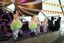 CHAI（撮影：日隈天明、ハラエリ、ヤマモトハンナ）