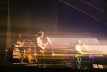 ペトロールズ（撮影：日隈天明、ハラエリ、ヤマモトハンナ）