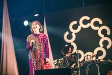 中納良恵（EGO-WRAPPIN'）（撮影：日隈天明、ハラエリ、ヤマモトハンナ）