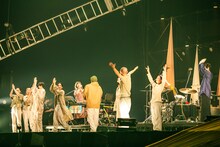 クラムボンとjABBKLAB。（撮影：日隈天明、ハラエリ、ヤマモトハンナ）