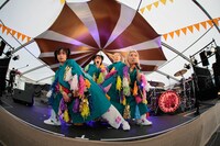 CHAI（撮影：日隈天明、ハラエリ、ヤマモトハンナ）