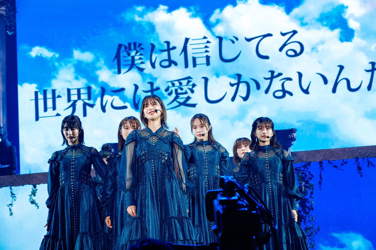 Amazon.co.jp: 櫻坂46 関有美子 サイン入りポスター 渡邉理佐