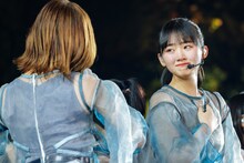 涙ぐむ山崎天。（撮影：上山陽介）