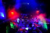 DOPING PANDA「∞ THE REUNION TOUR」5月22日公演の様子。（撮影：橋本塁［SOUND SHOOTER］）