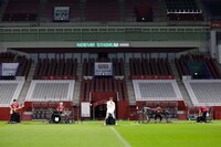 めいちゃん無料配信ライブ「『ファンファーレ！』inノエビアスタジアム神戸」より。（撮影：WISH 五十嵐和則）