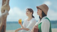 キリンビール「淡麗グリーンラベル」CM「GREEN JUKEBOX 恋」編より。