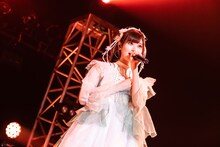 「まねきケチャJAPAN TOUR 2022『招かれロード』」東京・チームスマイル・豊洲PIT公演の様子。（Photo by Masayo）
