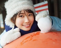 丹生明里「やさしい関係」より。（撮影：熊木優）