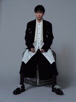 「装苑」2022年7月号より。