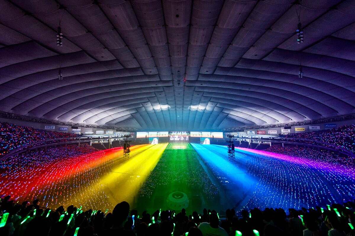 結成30周年のl Arc En Ciel 東京ドームでファンと迎えた 最高のフィナーレ ライブレポート 写真22枚 音楽ナタリー