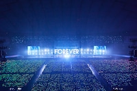 「30th L'Anniversary LIVE」の様子。