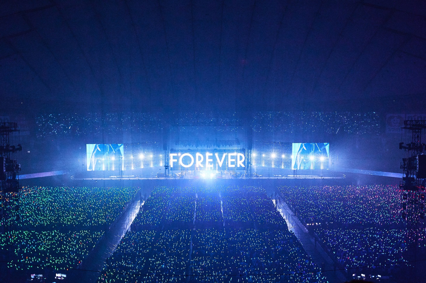 「30th L'Anniversary LIVE」の様子。