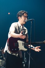 向井秀徳（Vo, G / ZAZEN BOYS）（撮影：東美樹）