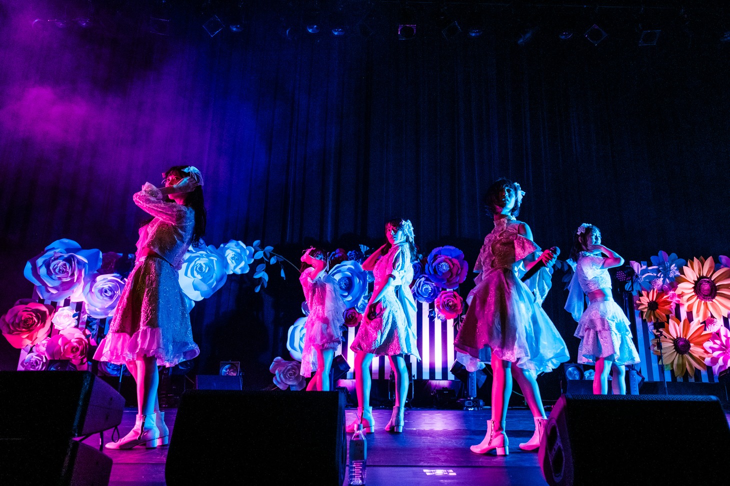 「『WE ARE NOTALL TOUR 2022～みんな笑って！はい、チーズ！～』TOUR FINAL!!  」の様子。