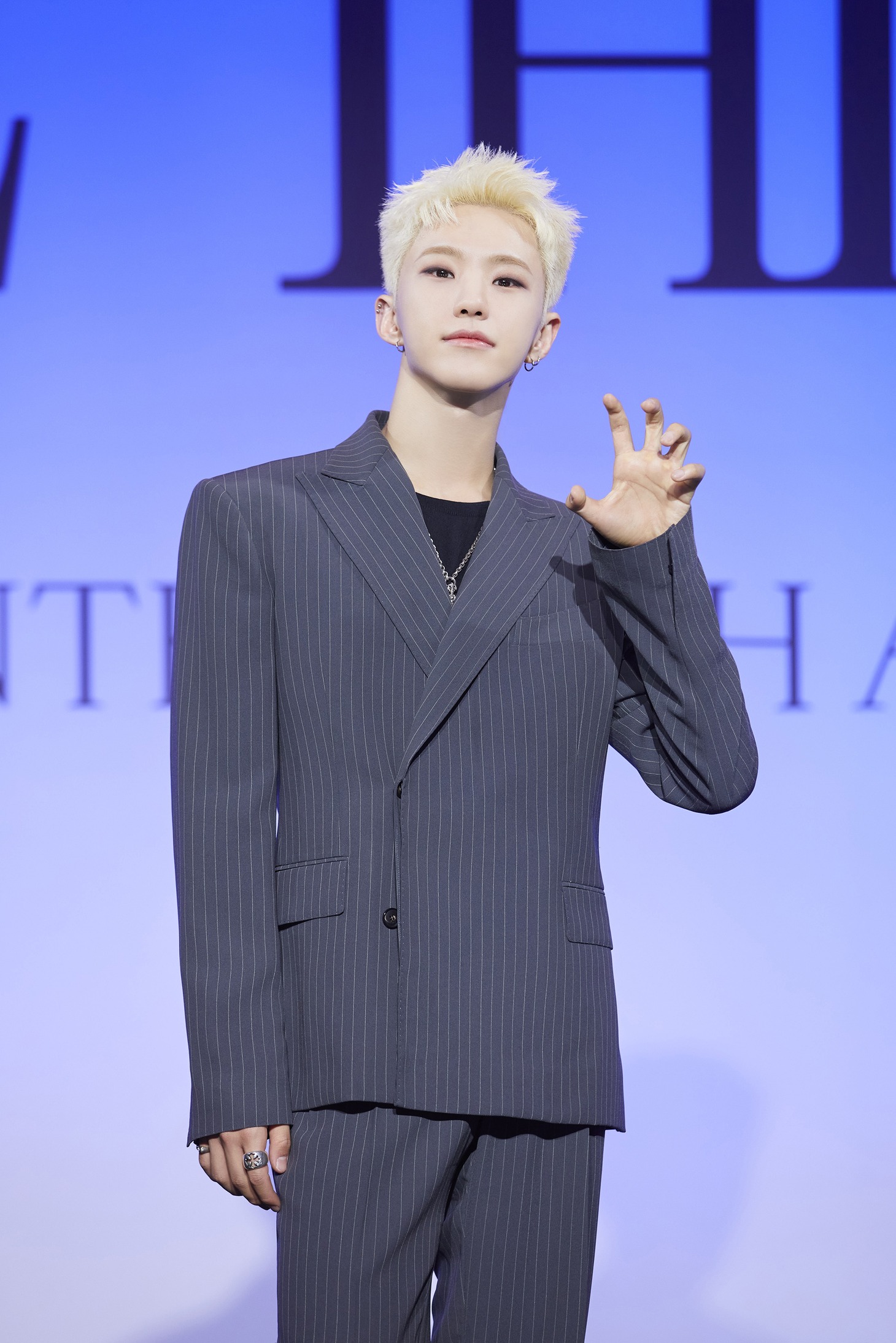 HOSHI (c)PLEDIS Entertainment