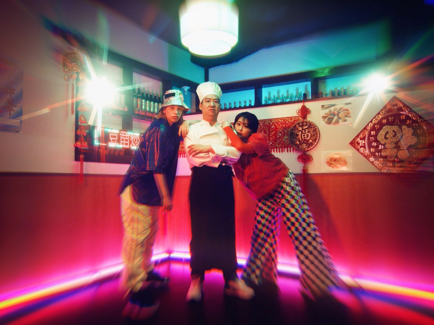 chelmico「O・La」MVより。