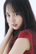 乃木坂46賀喜遥香1stソロ写真集「まっさら」懸賞特典「アザーカットミニブック」より。(撮影:菊地泰久)