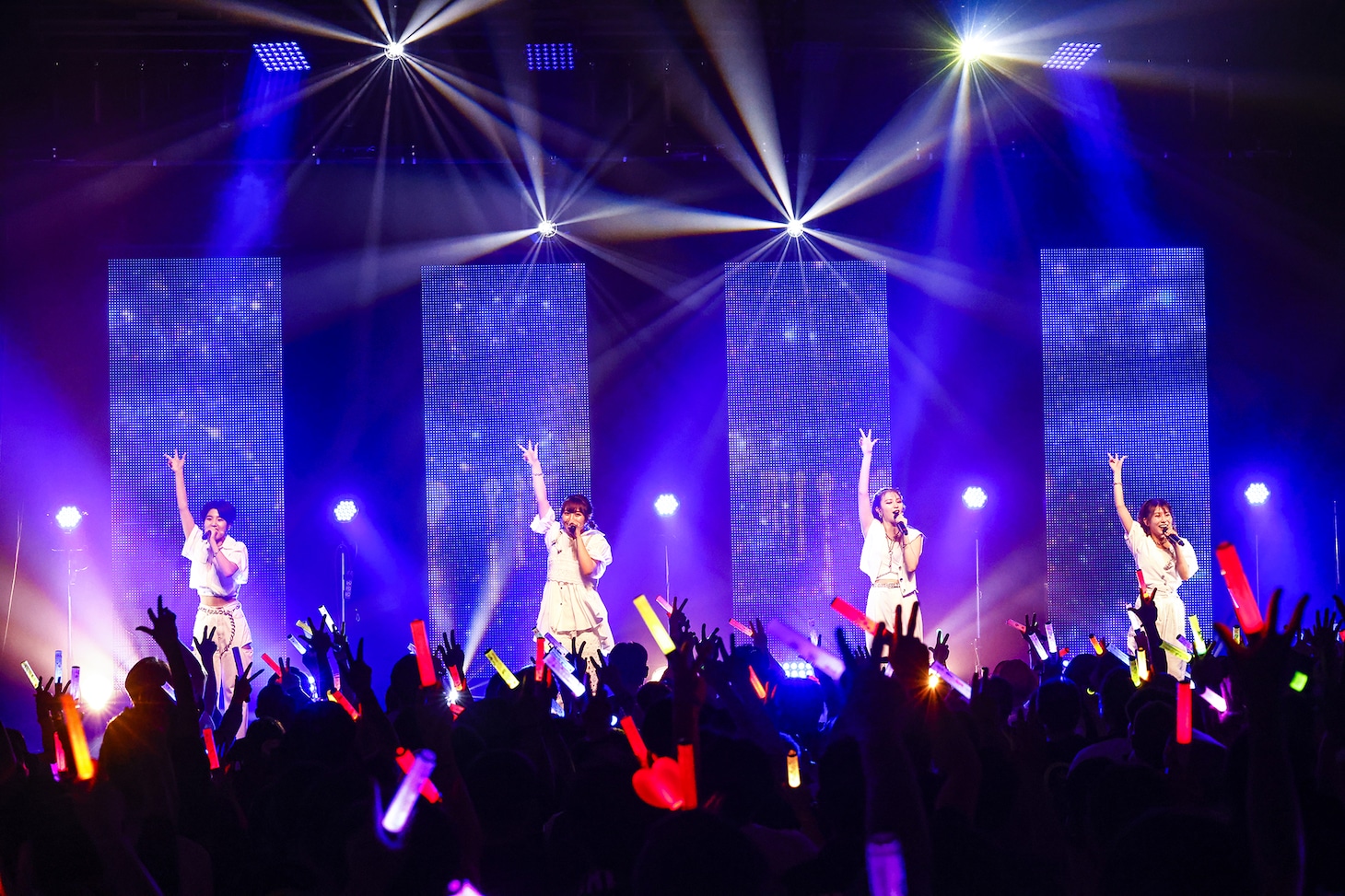 「AMEFURASSHI 2nd Tour 〈Drop Tour 2022〉」ファイナル公演の様子。