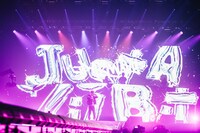 JP THE WAVYのライブの様子。（Photo by cherry chill will.）