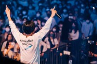 PUNPEEのライブの様子。（Photo by Daiki Miura）