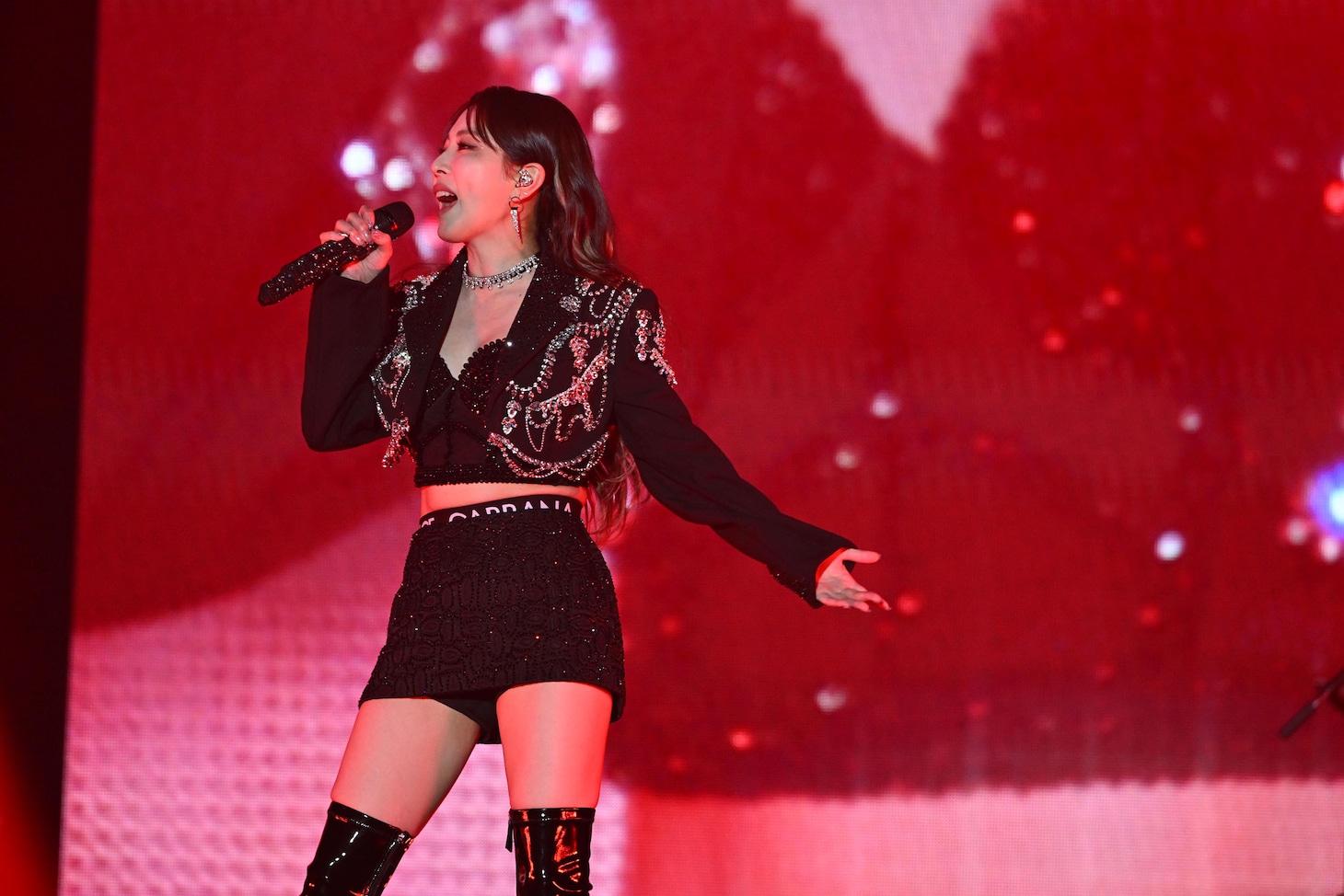 人気画像2位は「BoA、日本デビュー20周年ライブで30曲熱唱『私、日本に来てよかった』東方神起YUNHOも駆け付ける」より、BoA。（写真提供：エイベックス）