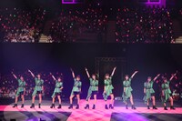 「Juice=Juice CONCERT TOUR ～terzo～ FINAL 稲場愛香卒業スペシャル」の様子。