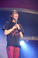 青山菜花（撮影：塩崎亨）