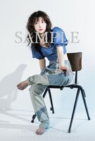 門脇更紗「ファウンテンブルーに染まって」TSUTAYA購入特典ポストカード