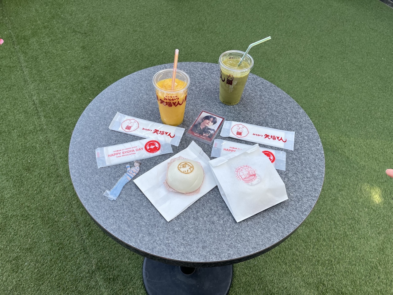 矢場とんではオリジナルおしぼりが配布された。