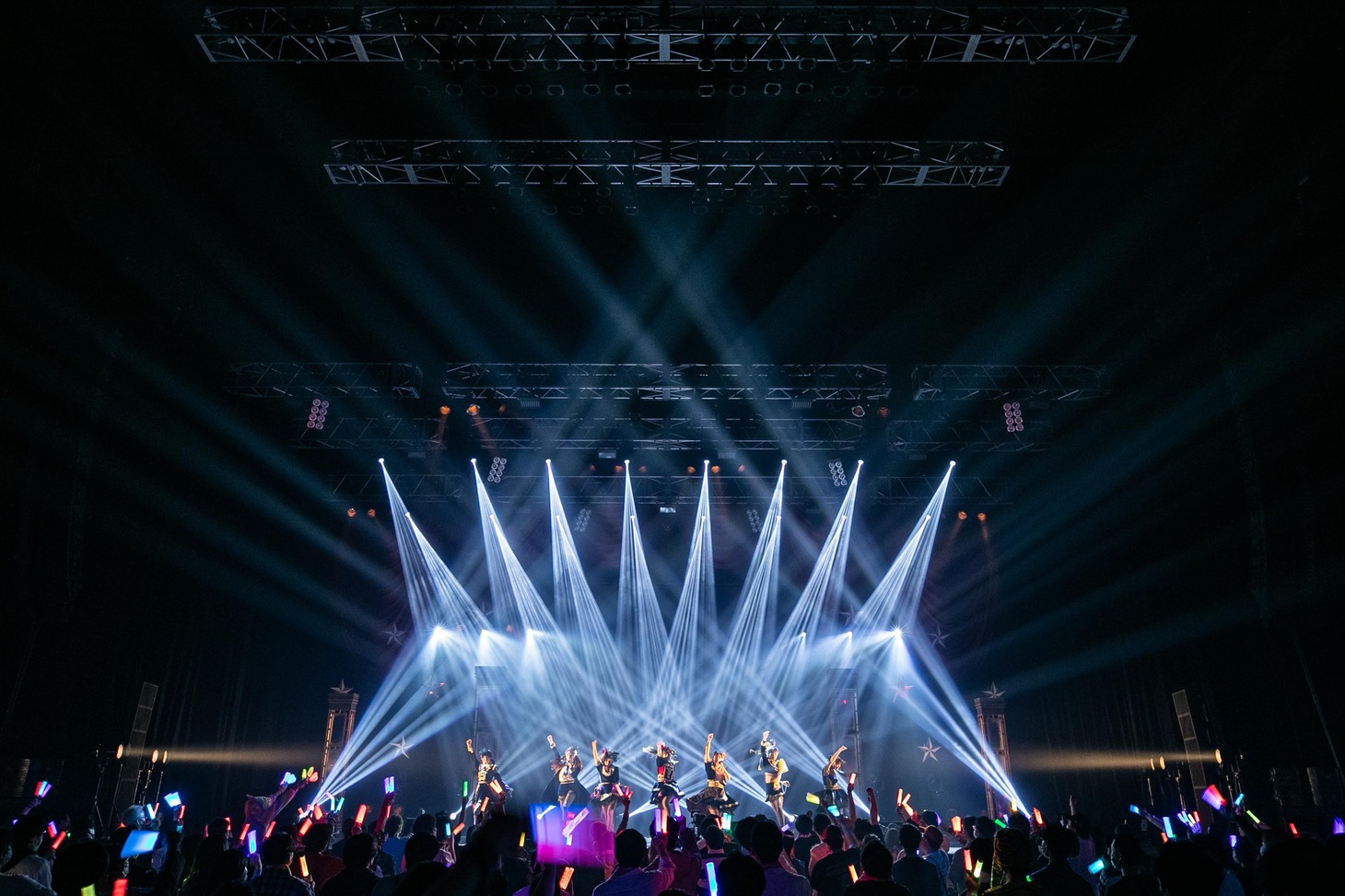 「虹色の飛行少女SPライブ」の様子。