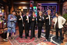 左から田中圭、超特急、千葉雄大。(c)日本テレビ