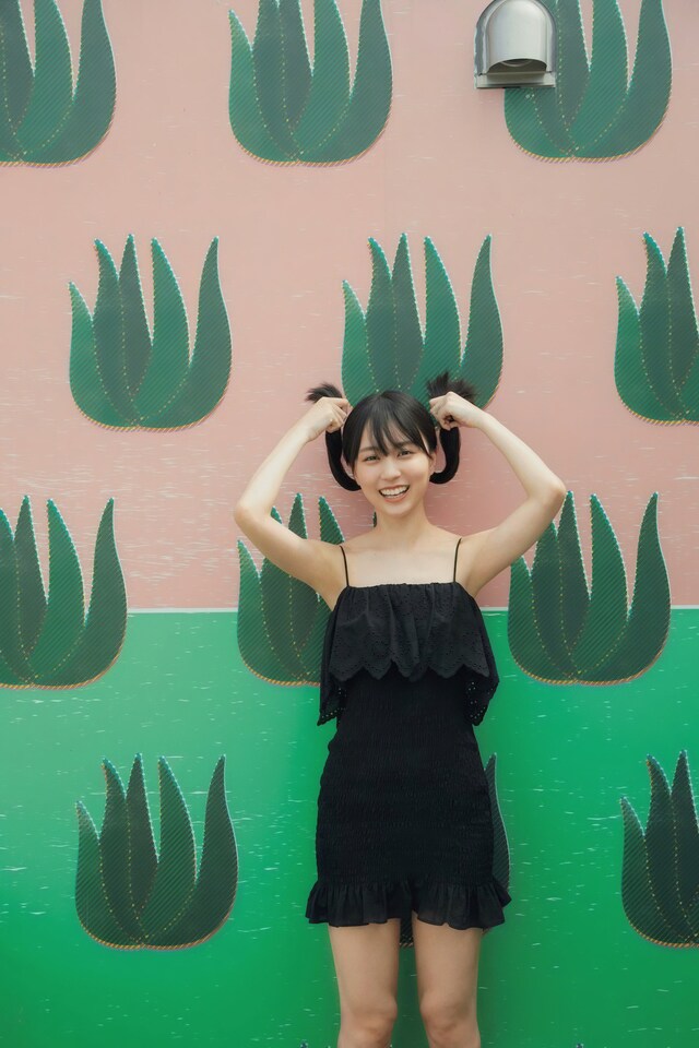 乃木坂46賀喜遥香1stソロ写真集「まっさら」より。（撮影：菊地泰久）