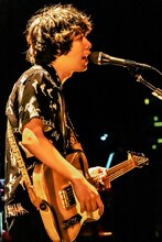 オカモトコウキ（Vo, G）